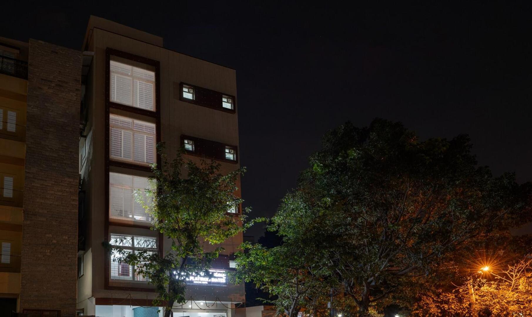 Hotel Royal Platinum Bangalore Exterior photo